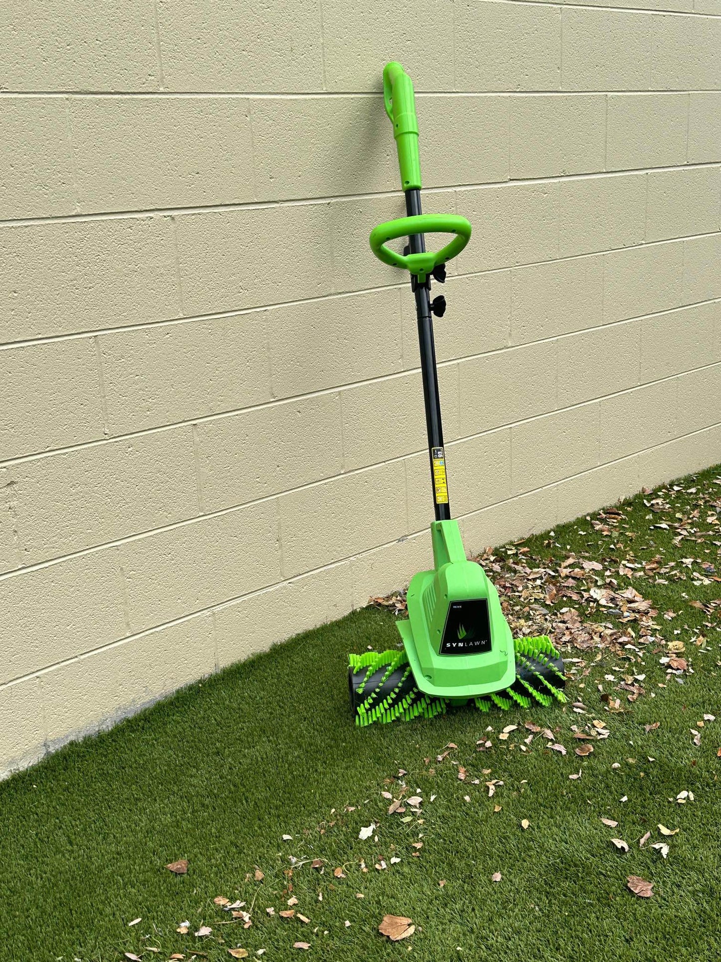 SYNLawn Powerbroom - 141e